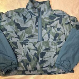 REI Co-op Campwell Fleece Pullover green and blue camouflage Women Size L NWT